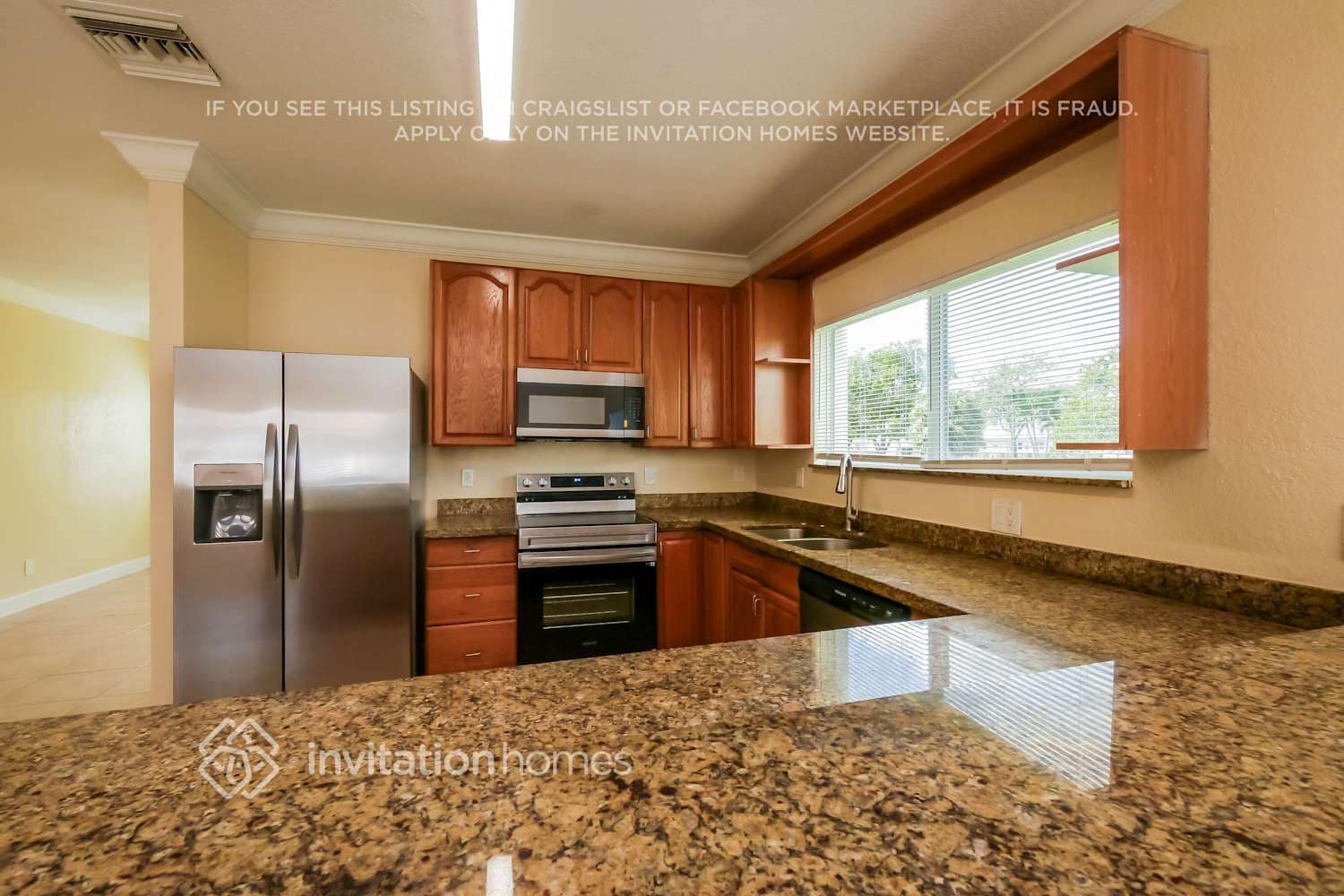 Building Photo - 4551 NW 36th Ct