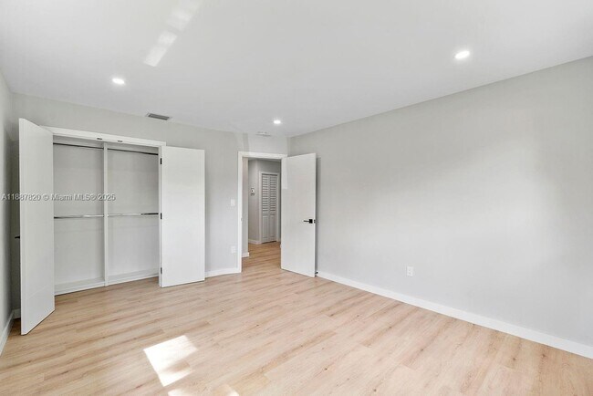 Building Photo - 10460 SW 93rd St