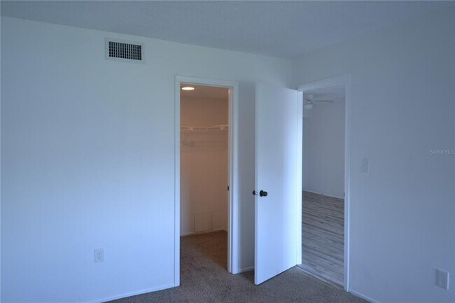 Building Photo - 256 Cypress Ln