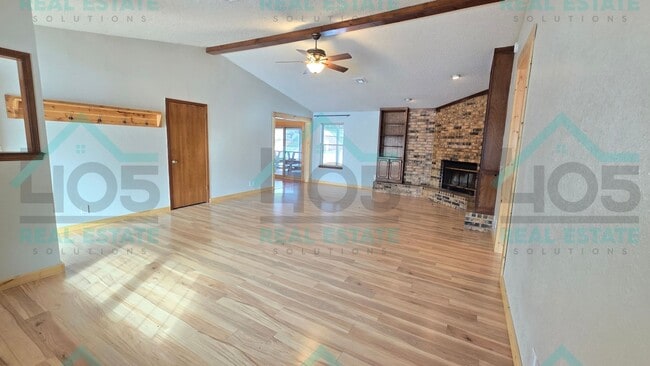 Building Photo - 3 Bedroom in Harrah