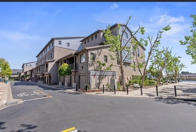 Building Photo - 2939 Glascock St