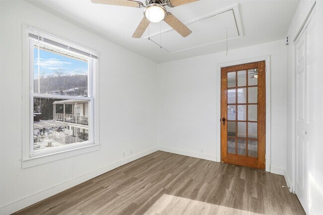 Building Photo - 620 Jersey Ave