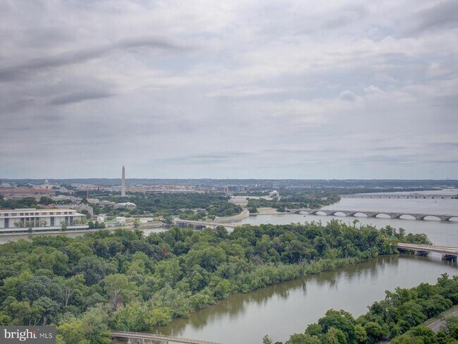 Building Photo - 1111 19th St N