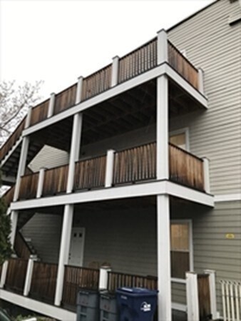 Building Photo - 140 Marcella St