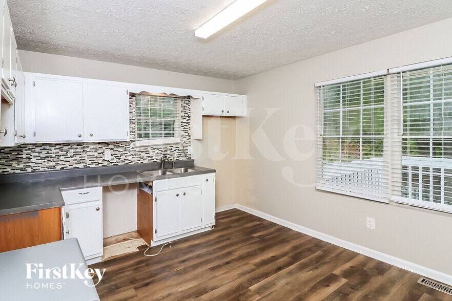 Building Photo - 4225 Wexford Downs Way