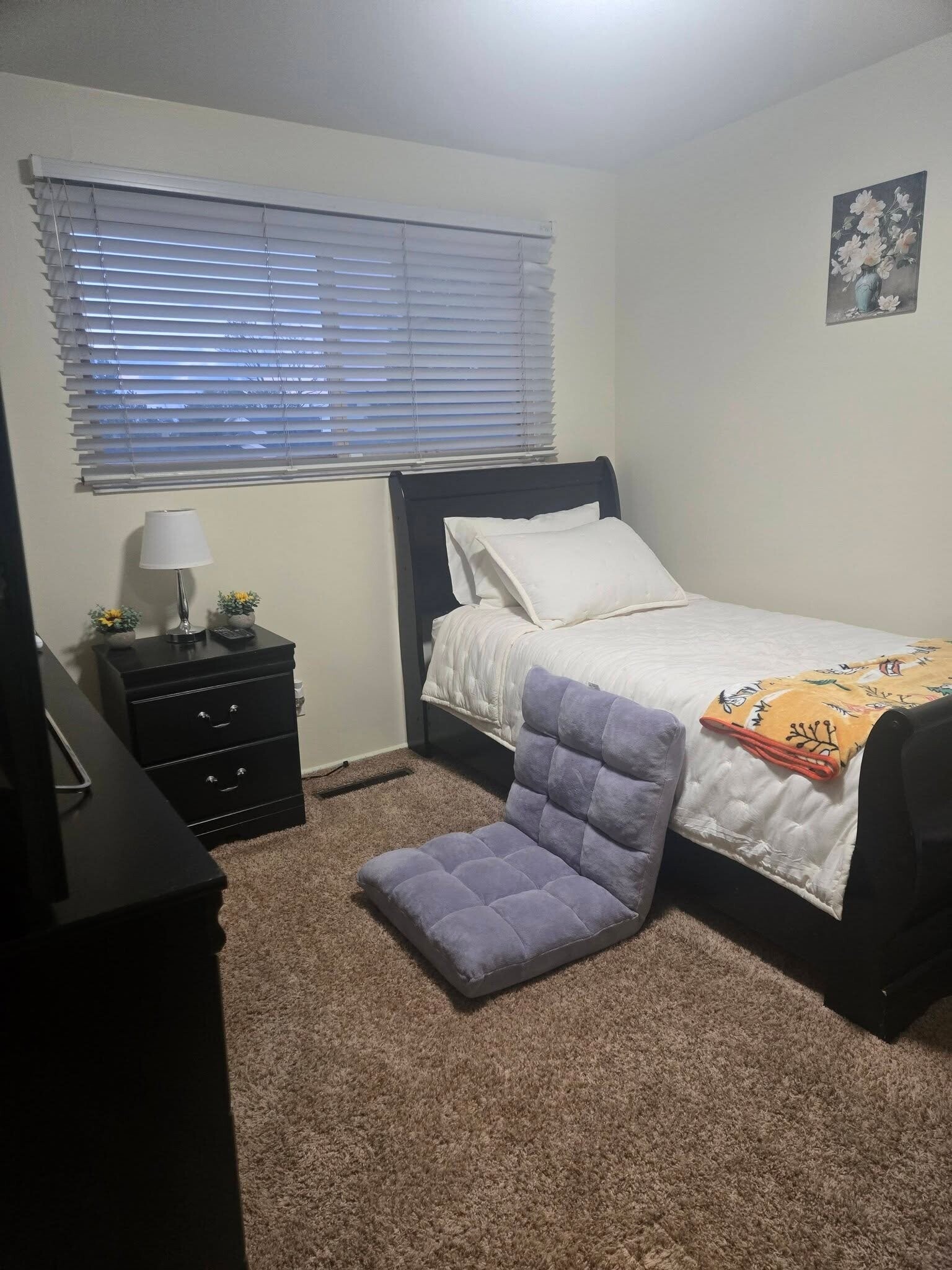 Building Photo - 1593 Manzanita Dr