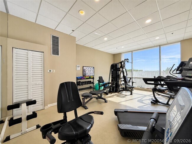 Building Photo - 3100 N Hwy A1A