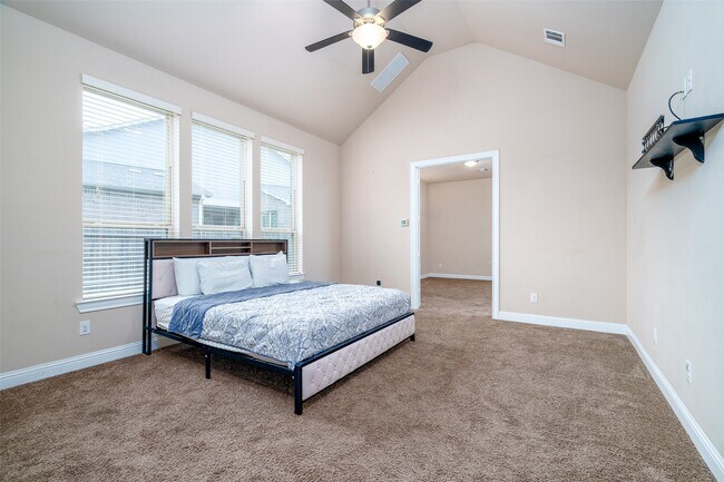 Building Photo - 16406 Baston Creek Dr