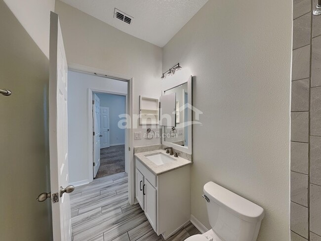 Building Photo - 6117 Voyagers Pl