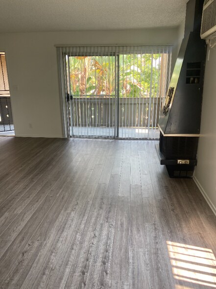 Building Photo - 931 N Highland St