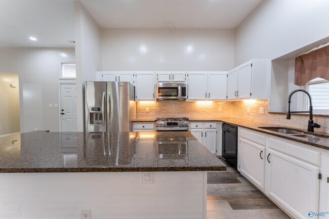 Building Photo - 112 Telluride Dr