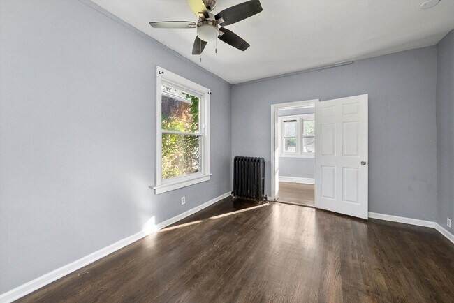 Building Photo - 7643 S Paxton Ave