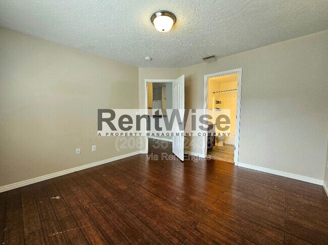Building Photo - 13307 W Satinleaf Dr