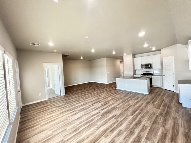 Building Photo - 7520 NW 143rd St
