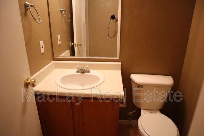 Building Photo - 3281 S Martingale Rd