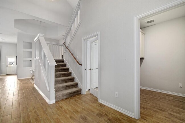 Building Photo - 858 Cherrystone Loop
