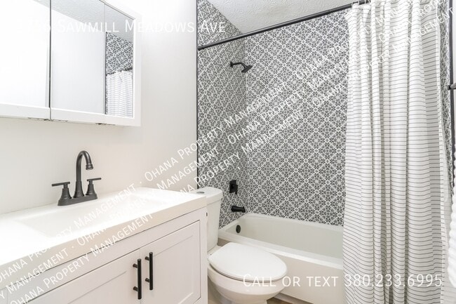 Building Photo - 2756 Sawmill Meadows Ave