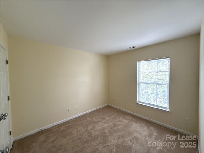 Building Photo - 3046 Summerfield Ridge Ln