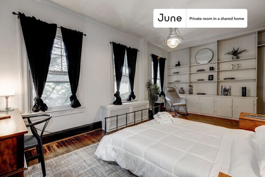 Building Photo - Room in Shared 7 bed/3.5 bath home in Woodley Park