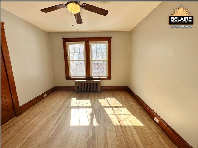 Building Photo - 107 2nd St