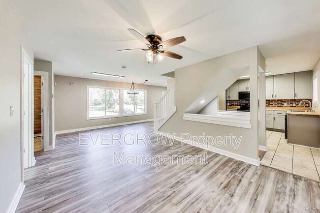 Building Photo - 3713 W 98th St