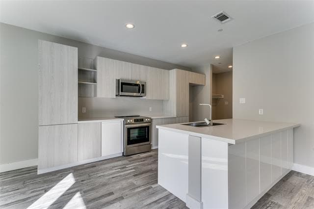 Building Photo - 3029 Mayeda Cir