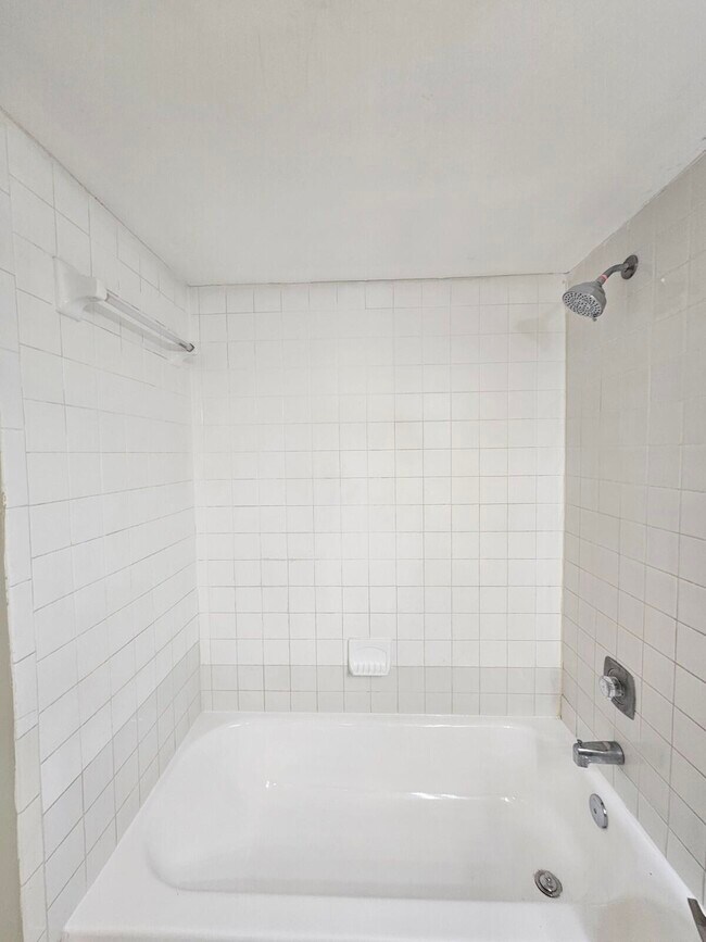 Building Photo - 2000 N Congress Ave