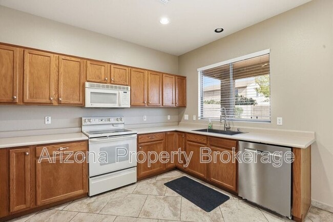 Building Photo - 8717 N 58th Ln