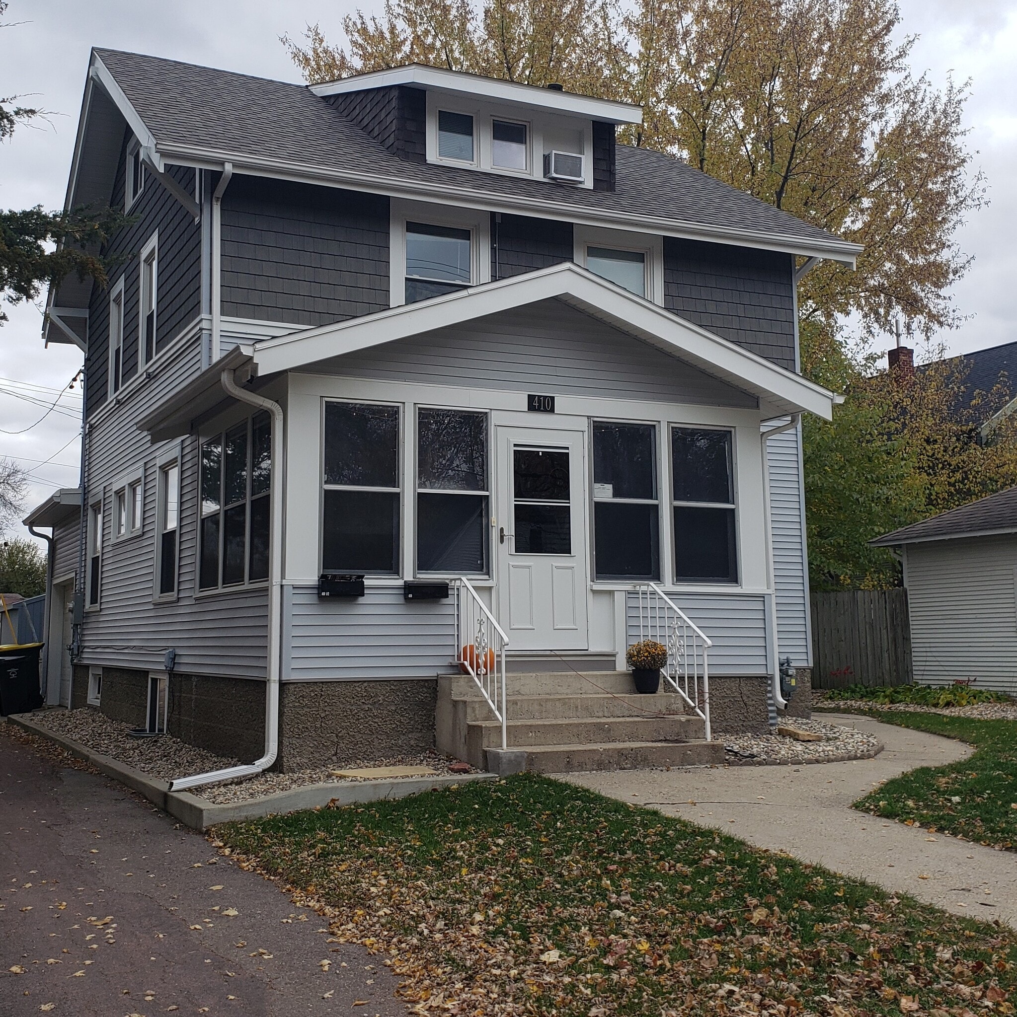 Building Photo - 410 Sherman Street