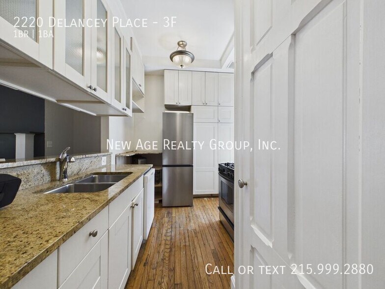 Building Photo - 2220 Delancey St