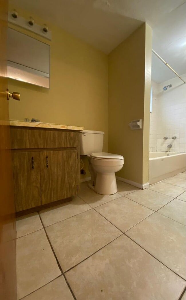 Building Photo - 67 Deena Way