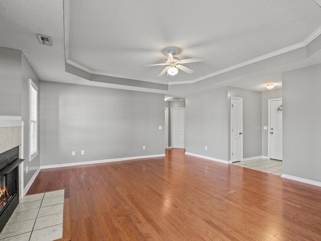 Building Photo - 213 Steppe Ct