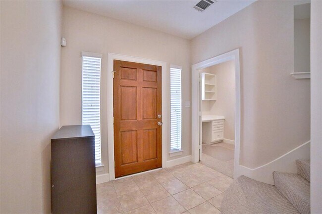 Building Photo - 3734 Main Plaza Dr