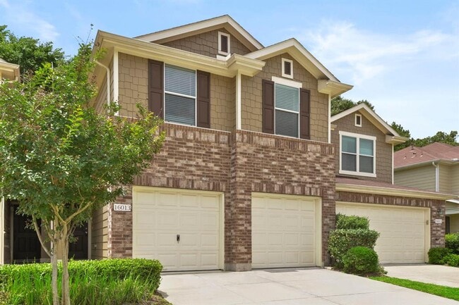 Building Photo - 16013 Sweetwater Fields Ln