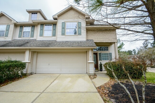 Building Photo - 2 Stone Arrow Pl