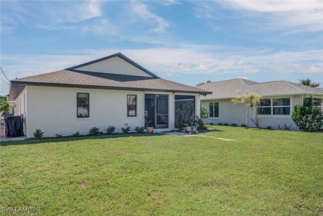 Building Photo - 577 98th Ave N