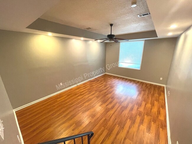Building Photo - 4BR/2BA Home