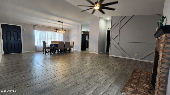 Building Photo - 9647 S 30th Dr