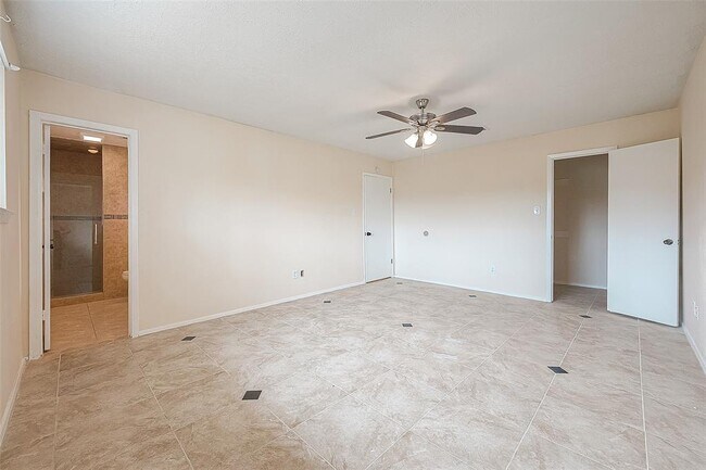 Building Photo - 1615 Millbury Dr
