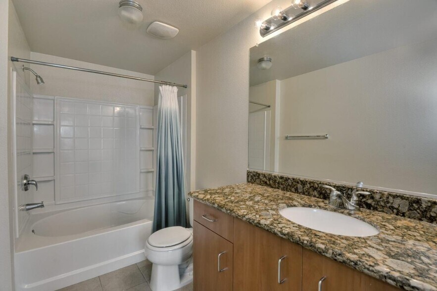 Building Photo - 1060 S 3rd St