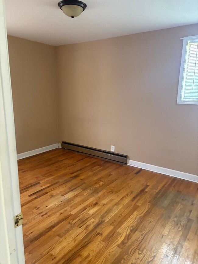 Building Photo - 1509D Sweetbriar Ave