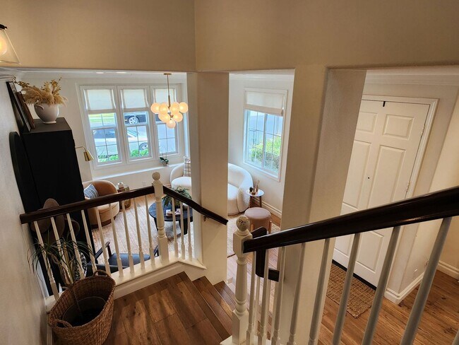 Building Photo - Highly Upgraged Ladera Ranch Home
