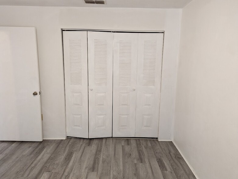 Building Photo - 3600 SW 23rd St