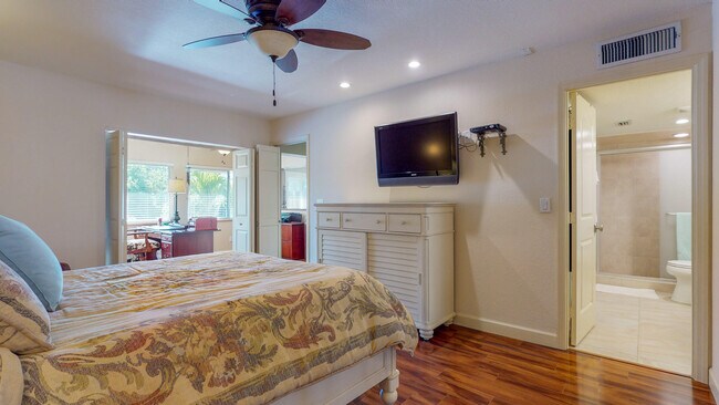 Building Photo - 1800 SE St Lucie Blvd