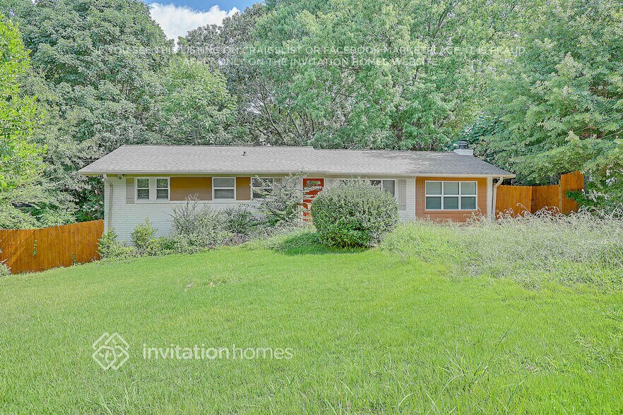 Building Photo - 3237 Tulip Dr