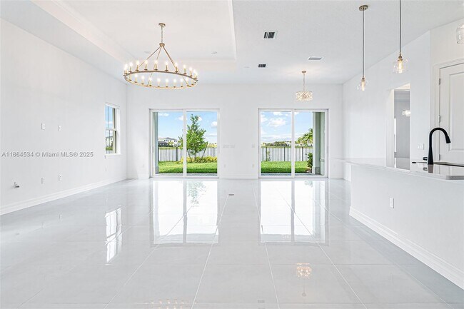 Building Photo - 10444 Northbrook Cir