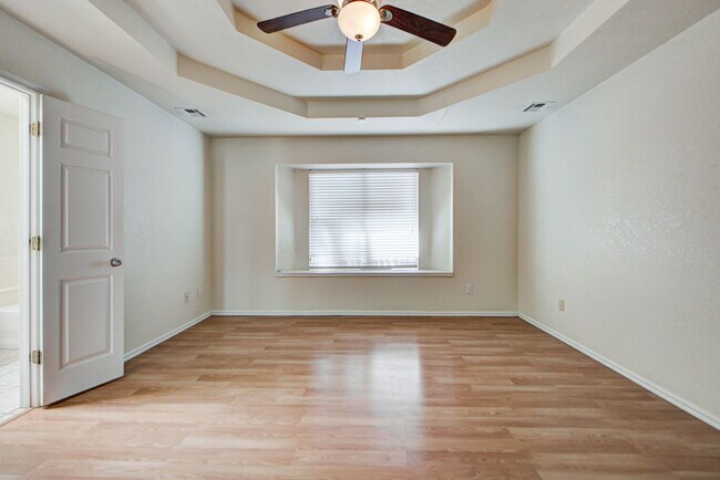 Building Photo - 2904 Canyon Oaks Ct