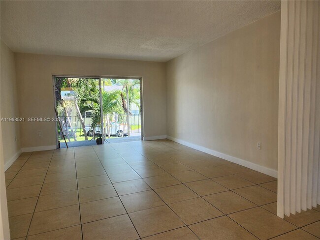 Building Photo - 7368 SW 82nd St