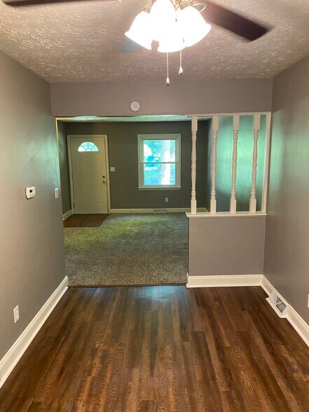 Building Photo - 1385 Emmet St