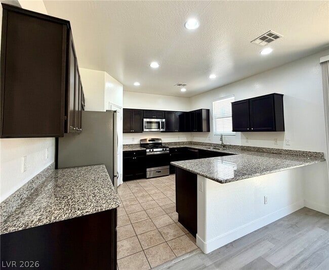 Building Photo - 6979 Painted Vista Ct